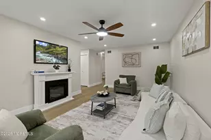 84 Parkway Dr, Freehold, NJ 07728 - Photo 6