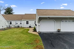 84 Parkway Dr, Freehold, NJ 07728 - Photo 26