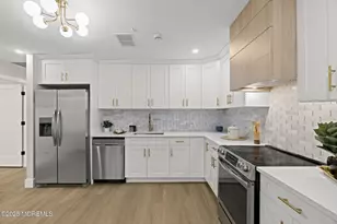 84 Parkway Dr, Freehold, NJ 07728 - Photo 22