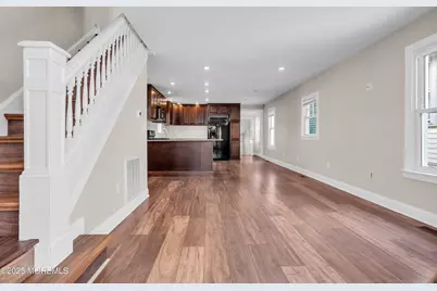 113 W Roberts Avenue, Wildwood, NJ 08260 - Photo 6