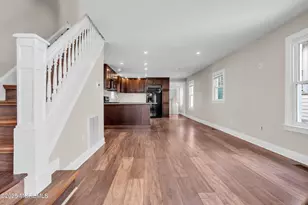 113 W Roberts Ave, Wildwood, NJ 08260 - Photo 6