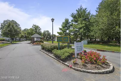 237 Wycoff Way W, East Brunswick Township, NJ 08816 - Photo 28