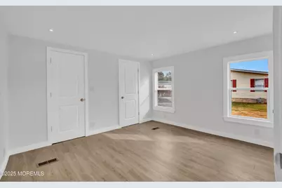 301 Kenwood Court, Whiting, NJ 08759 - Photo 16