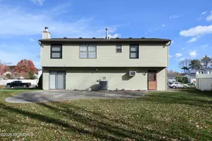 85 Starlight Rd, Howell Township, NJ 07731 - Photo 32