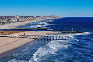 1902 Stratford, Neptune Township, NJ 07753 - Photo 36