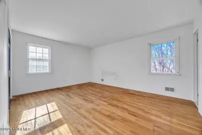 185 Ballantine Road, Middletown, NJ 07748 - Photo 6