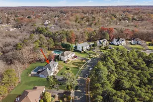 22 Denise Ct, Manalapan Township, NJ 07726 - Photo 10