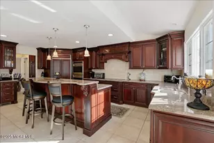 12 Tall Woods Dr, Manalapan Township, NJ 07726 - Photo 10