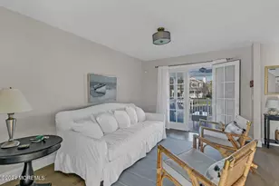 303 Pennsylvania Ave, Spring Lake, NJ 07762 - Photo 18