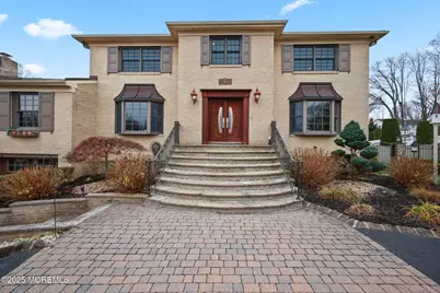 41 Thomas Drive, Manalapan Township, NJ 07726 - Photo 6