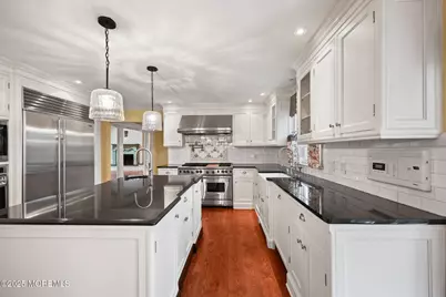 41 Thomas Drive, Manalapan Township, NJ 07726 - Photo 28