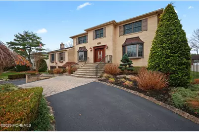 41 Thomas Drive, Manalapan Township, NJ 07726 - Photo 8