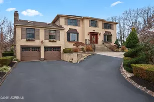 41 Thomas Dr, Manalapan Township, NJ 07726 - Photo 2