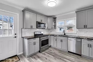 918 Briar Ave, Toms River Township, NJ 08753 - Photo 16