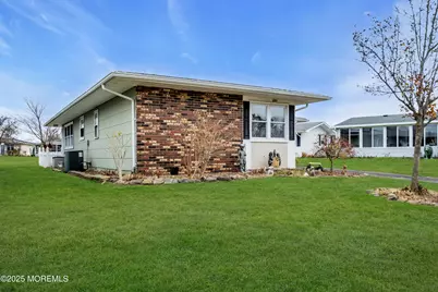 201 Blake Circle, Brick, NJ 08724 - Photo 4