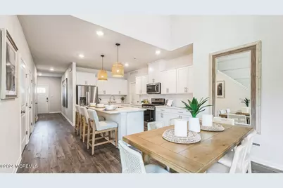 52 Victoria Gardens Square, Neptune Township, NJ 07753 - Photo 4