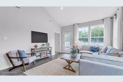 54 Victoria Gardens Square, Neptune Township, NJ 07753 - Photo 12