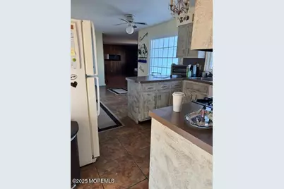 17 Emma Place, Eatontown, NJ 07724 - Photo 12