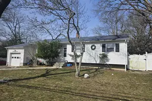 489 Freehold St, Oakhurst, NJ 07755 - Photo 2