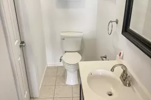 17-7 Augusta Ct, Freehold, NJ 07728 - Photo 4