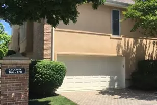 166 La Quinta Ct, Holmdel, NJ 07733 - Photo 2