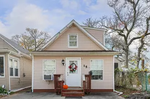 15 Walters St, Keansburg, NJ 07734 - Photo 2