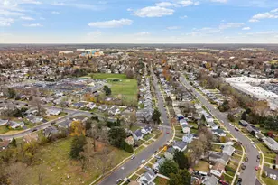 72 Barkalow Ave, Freehold, NJ 07728 - Photo 38