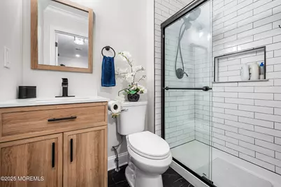 24 Calle De Elvira #B, Freehold, NJ 07728 - Photo 6