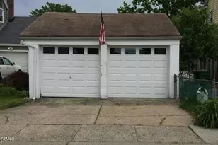 318 Garfield St, Linden, NJ 07036 - Photo 4