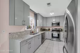 26 Buford Ct, Tinton Falls, NJ 07753 - Photo 4