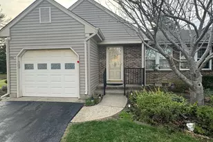 10B Molly Pitcher Ct, Monroe Township, NJ 08831 - Photo 1