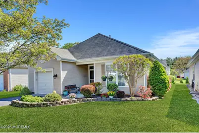 4 Lilac Springs Court, Lakewood, NJ 08701 - Photo 2