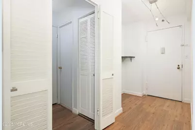 28 Riverside Avenue #7D, Red Bank, NJ 07701 - Photo 6