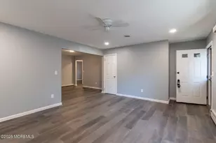 23 Burlington Ct, Toms River Township, NJ 08757 - Photo 8