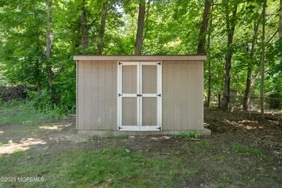 132 Millhurst Road, Manalapan Township, NJ 07726 - Photo 30