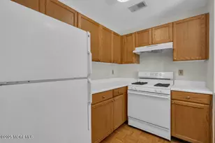 25 Jockey Ln, Tinton Falls, NJ 07753 - Photo 14