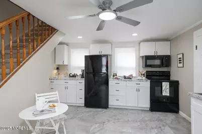 127 Sixth Street, Hazlet Township, NJ 07734 - Photo 10