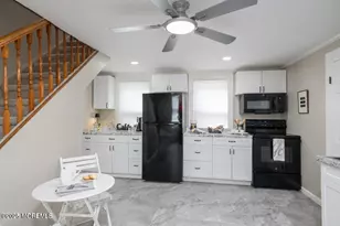 127 Sixth St, Hazlet Township, NJ 07734 - Photo 10