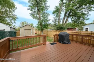 127 Sixth St, Hazlet Township, NJ 07734 - Photo 22