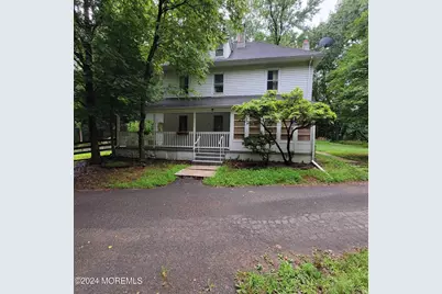 63 Reids Hill Road, Morganville, NJ 07751 - Photo 2