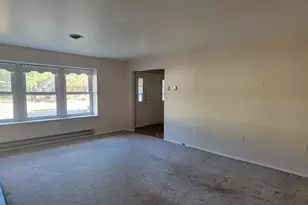 6 Holyoke Ct, Whiting, NJ 08759 - Photo 4