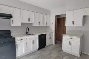 6 Holyoke Ct, Whiting, NJ 08759 - Photo 8