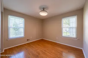 157 Tulip Ln, Freehold, NJ 07728 - Photo 14