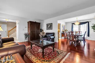 8 Hialeah Ct, Howell Township, NJ 07731 - Photo 10