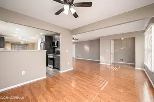 233 Cloverdale Dr, Lakewood, NJ 08701 - Photo 10