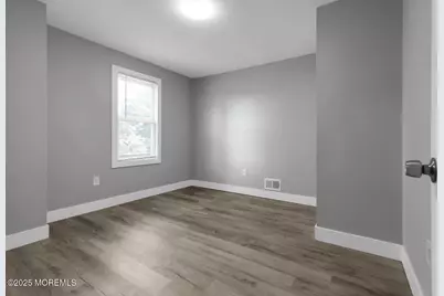 33 Grove Place, Keansburg, NJ 07734 - Photo 18