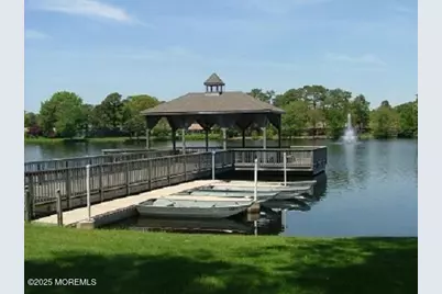 86C Dorchester Drive, Lakewood, NJ 08701 - Photo 2