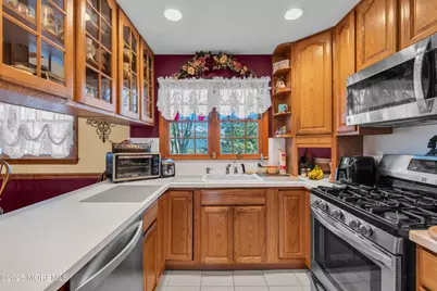 1090 Dove Street, Toms River Township, NJ 08753 - Photo 14