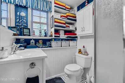 1090 Dove Street, Toms River Township, NJ 08753 - Photo 20