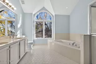 61 Tower Hill Dr, Red Bank, NJ 07701 - Photo 14